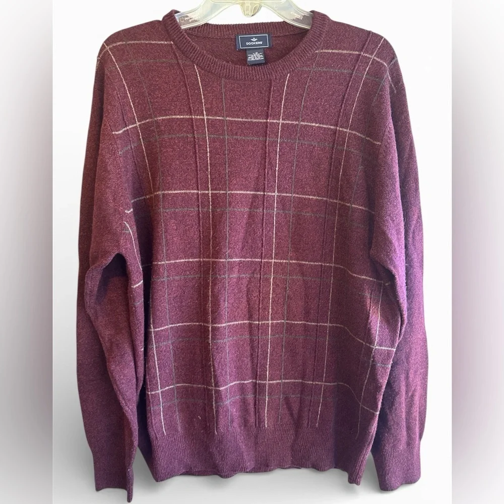 Dockers Men's Burgundy Check Crewneck Sweater